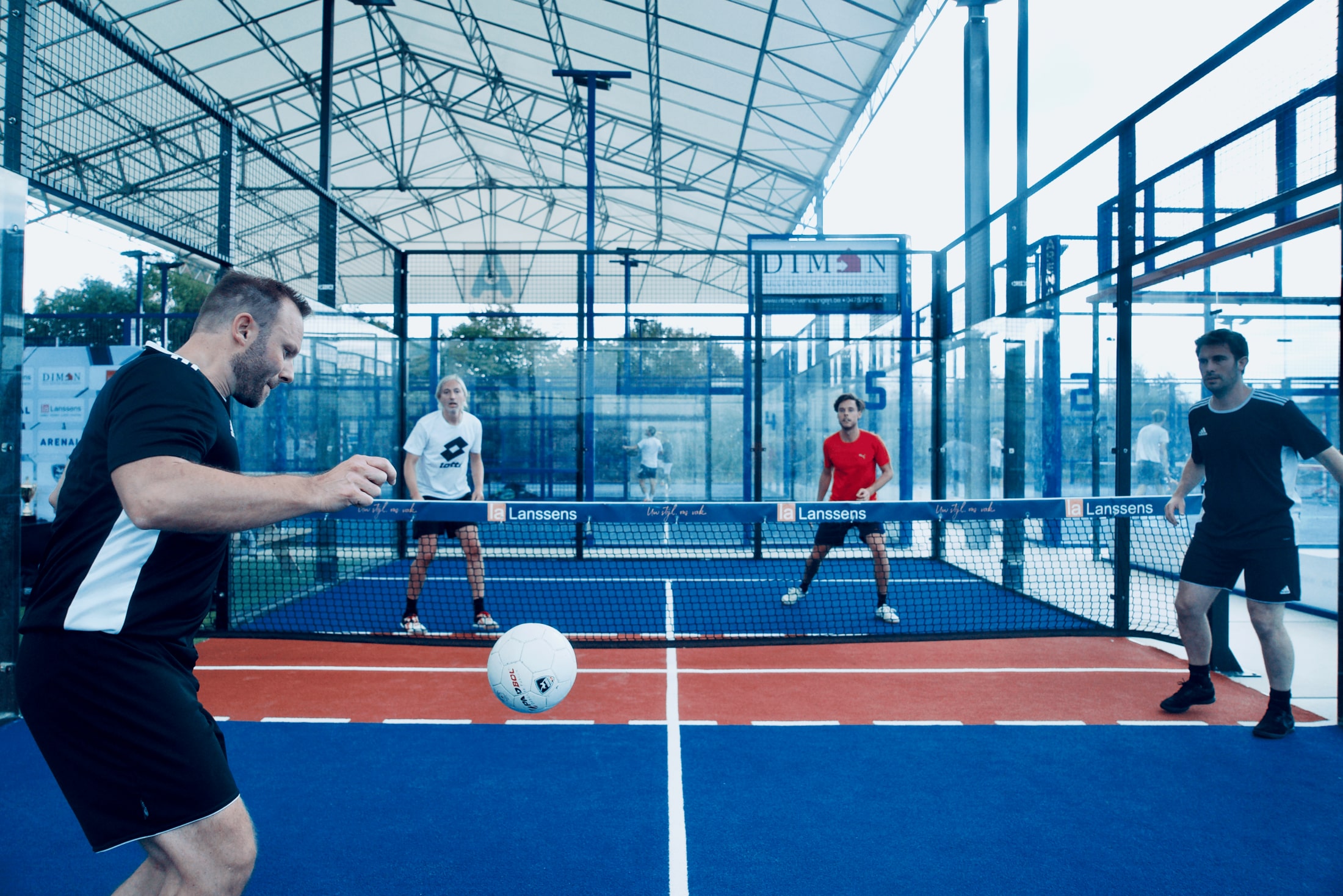 بانوراميك رووفد بادبول كورت